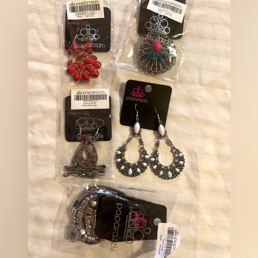 Jewelry lot